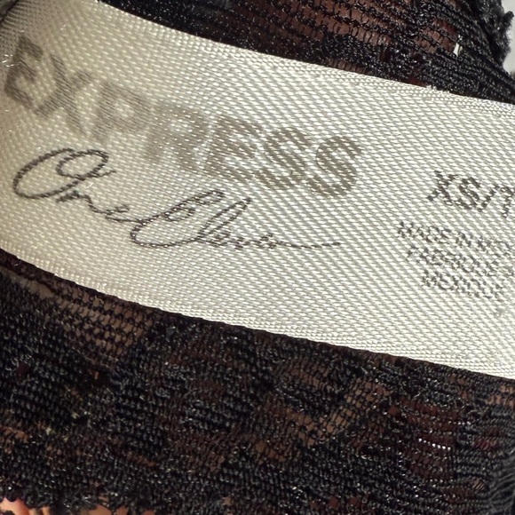 EXPRESS BLACK LACE / MESH TRIANGLE BRALETTE SIZE XS - Picture 4 of 5
